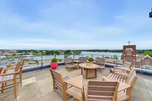 215 E Pleasant St, Oconomowoc, WI 53066 - Photo 33