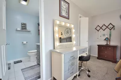 1190  Pilgrim Pkwy, Elm Grove, WI 53122 - Photo 23