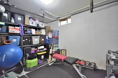 1190  Pilgrim Pkwy, Elm Grove, WI 53122 - Photo 29