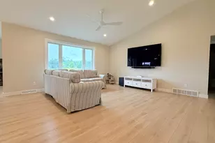 4801 Lincoln Wy, Sheboygan, WI 53083 - Photo 7
