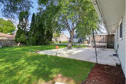 1224  Mackinac Ave, South Milwaukee, WI 53172 - Photo 11