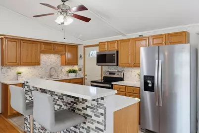 1224  Mackinac Ave, South Milwaukee, WI 53172 - Photo 15
