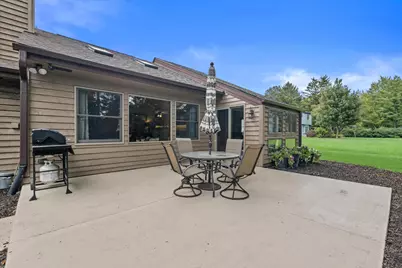 N104W16845  Thornapple Row, Germantown, WI 53022 - Photo 29
