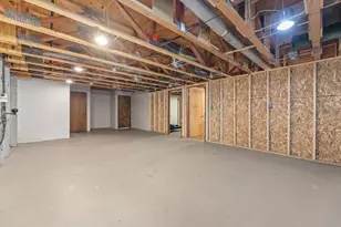 N104W16845 Thornapple Row, Germantown, WI 53022 - Photo 35