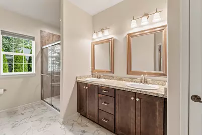 617  Evergreen Ter, Port Washington, WI 53074 - Photo 11