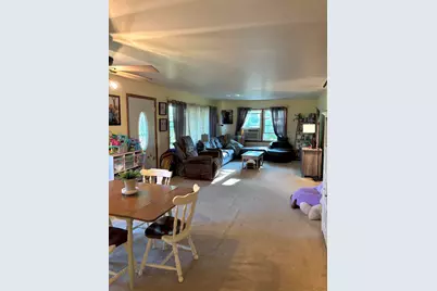 22436  Schroeder Rd, Racine, WI 53139 - Photo 9