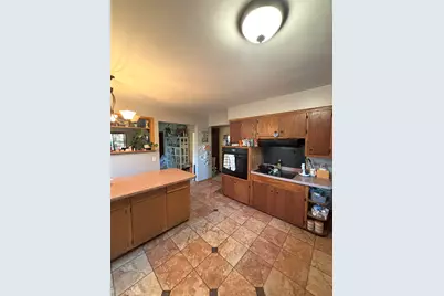 22436  Schroeder Rd, Racine, WI 53139 - Photo 5