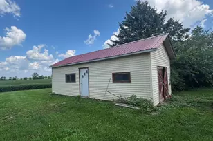 22436 Schroeder Rd, Racine, WI 53139 - Photo 23