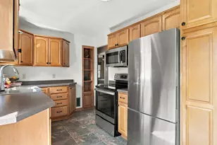 527 Schwartz St, Plymouth, WI 53073 - Photo 7