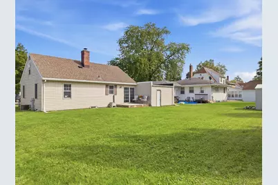 527  Schwartz St, Plymouth, WI 53073 - Photo 21