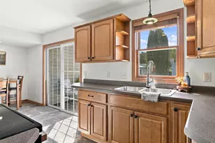 527 Schwartz St, Plymouth, WI 53073 - Photo 9