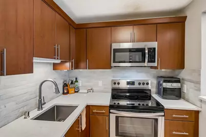 1660 N Prospect Ave #704, Milwaukee, WI 53202 - Photo 15