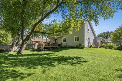 1566  Briarwood Ln, Hartford, WI 53027 - Photo 31