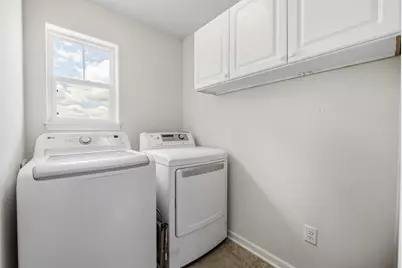 1298  Juniper Ln, Oconomowoc, WI 53066 - Photo 31