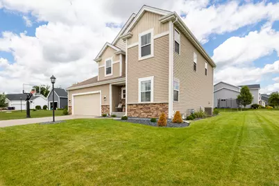 1298  Juniper Ln, Oconomowoc, WI 53066 - Photo 3