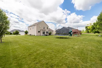 1298  Juniper Ln, Oconomowoc, WI 53066 - Photo 7