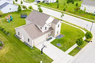1298 Juniper Ln, Oconomowoc, WI 53066 - Photo 5