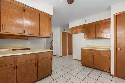 10773 W Appleton Ave #10775, Milwaukee, WI 53225 - Photo 9