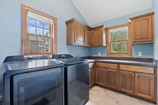 N74W16142 Stonewood Dr, Menomonee Falls, WI 53051 - Photo 27