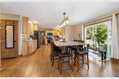 301  Michaels St, Cochrane, WI 54622 - Photo 9