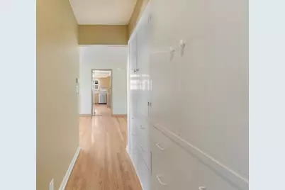 4441 N Wildwood Ave #4443, Shorewood, WI 53211 - Photo 31
