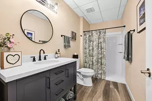 918 Foxland Pl, West Bend, WI 53095 - Photo 29