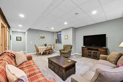 918  Foxland Pl #30, West Bend, WI 53095 - Photo 25