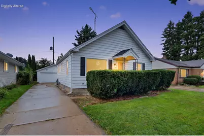 1425  South St, Racine, WI 53402 - Photo 1