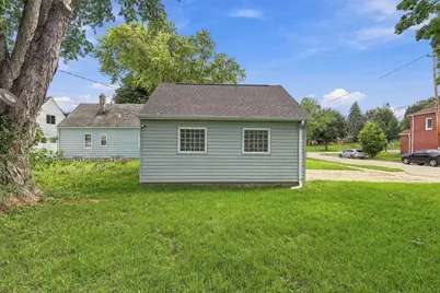 5800 W Vienna Ave, Milwaukee, WI 53216 - Photo 9