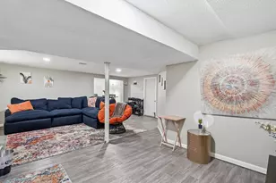 5800 W Vienna Ave, Milwaukee, WI 53216 - Photo 7
