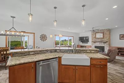 W3816  Highland Dr, Greenfield, WI 54601 - Photo 23