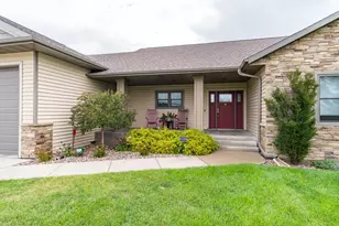 W3816 Highland Dr, Greenfield, WI 54601 - Photo 3