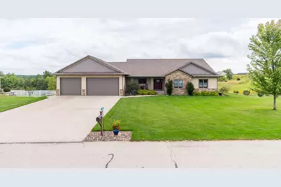 W3816  Highland Dr, Greenfield, WI 54601 - Photo 57