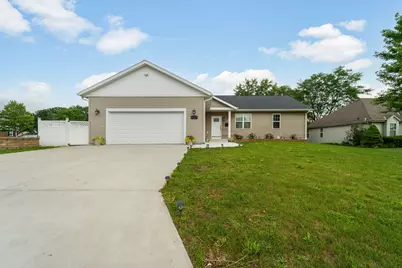9022 W Stuth Ave, West Allis, WI 53227 - Photo 1