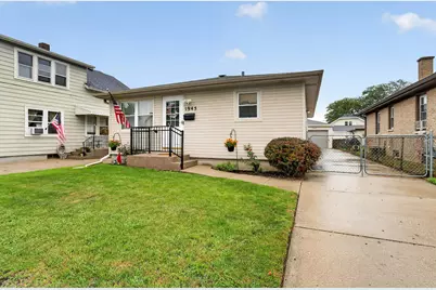 1945  Case Ave, Racine, WI 53403 - Photo 15
