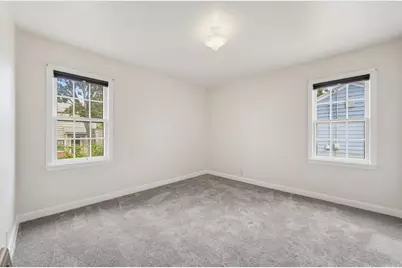 325 E Gauer Cir, Milwaukee, WI 53207 - Photo 15