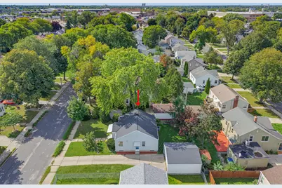 325 E Gauer Cir, Milwaukee, WI 53207 - Photo 21