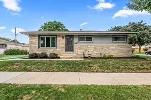 7306 W River Bend Dr, Milwaukee, WI 53219 - Photo 1