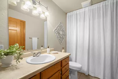 103  Concord Pl, Watertown, WI 53094 - Photo 5