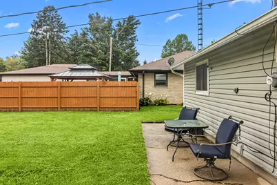 1126 E Wisconsin St, Delavan, WI 53115 - Photo 21