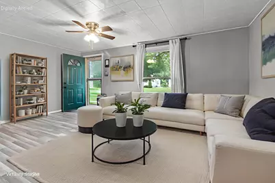 1126 E Wisconsin St, Delavan, WI 53115 - Photo 5