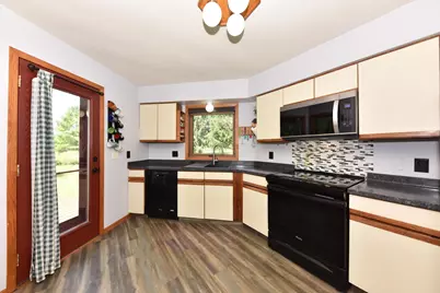 2975  Bogey Ln, Polk, WI 53086 - Photo 9