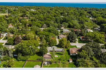 7115 N Seneca Ave, Glendale, WI 53217 - Photo 35