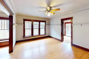 914 St Clair St, Manitowoc, WI 54220 - Photo 13