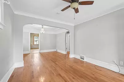 2113 S 59th St, Milwaukee, WI 53219 - Photo 5