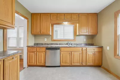 2113 S 59th St, Milwaukee, WI 53219 - Photo 11