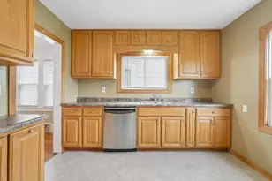2113 S 59th St, Milwaukee, WI 53219 - Photo 11