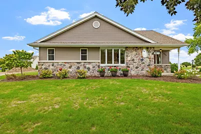 335 N Main St, Cedar Grove, WI 53013 - Photo 31
