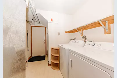 11200 W Gilbert Ave #D, Wauwatosa, WI 53226 - Photo 19
