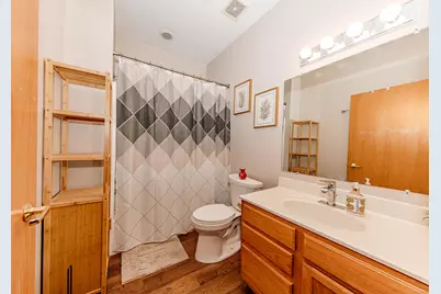 11200 W Gilbert Ave #D, Wauwatosa, WI 53226 - Photo 17